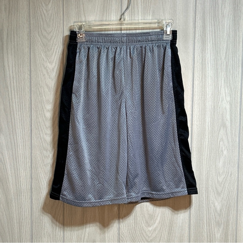 JK Tech Athletic Shorts Boys Size  XL